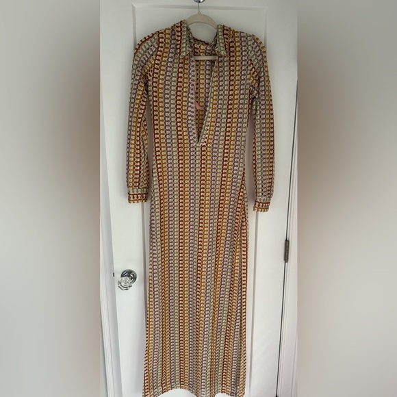 Sunfere Dawn V-Neck Crochet Cover Up - Picture 3 of 10